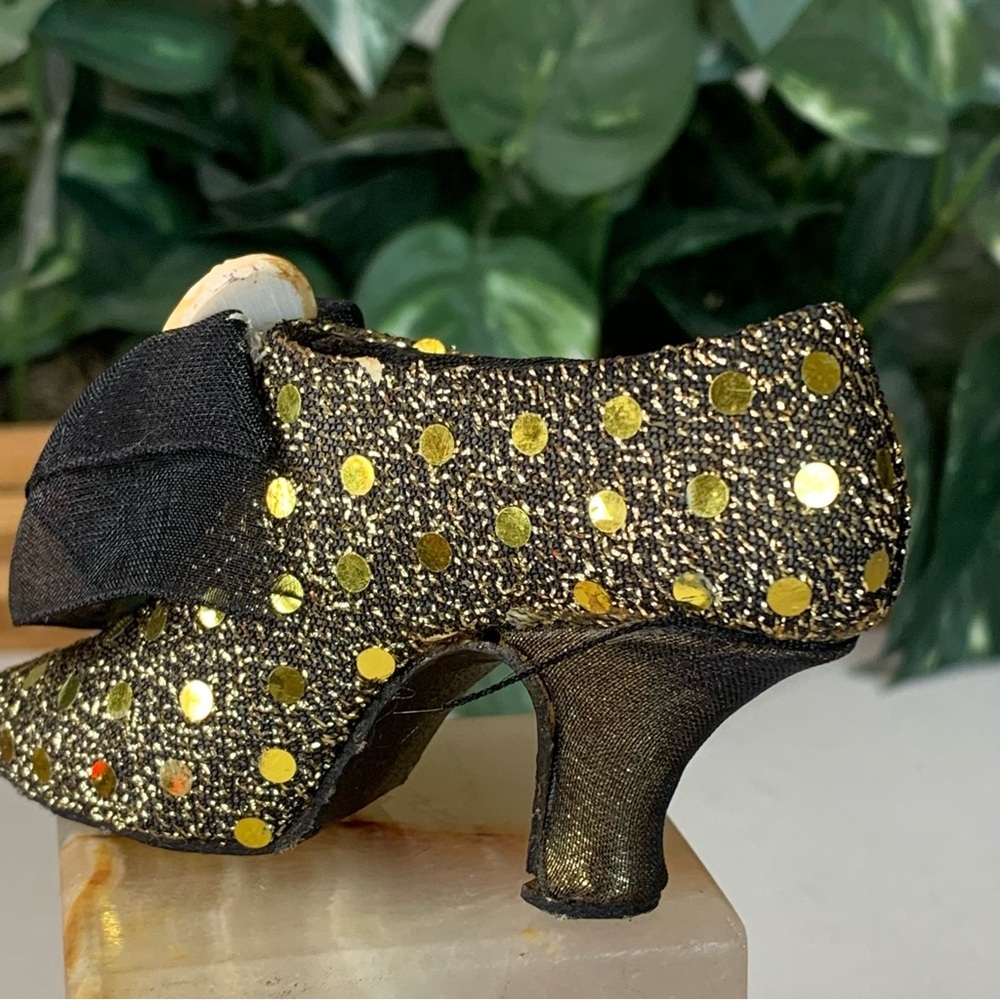 Miniature Victorian Shoe High Heel Slipper Sequins Cameo Bow Glam Decoration 4.2 - Picture 10 of 16